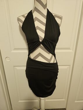 SHEIN Black Asymmetrical Cutout Dress